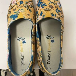 Toms shoes 7 1/2